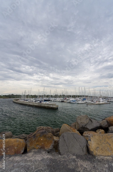 Fototapeta Sandringham breakwater vert