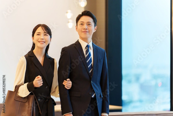 Obraz カップル　夫婦　デート　エスコート