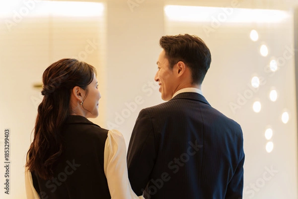 Obraz カップル　夫婦　デート　エスコート