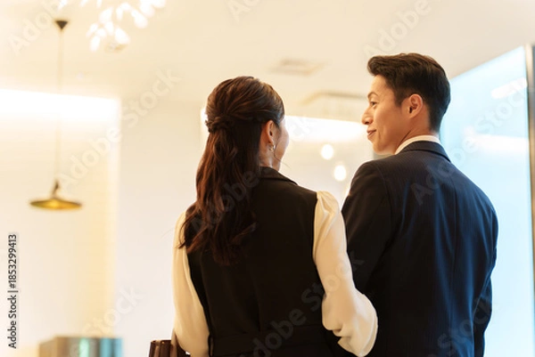 Obraz カップル　夫婦　デート　エスコート