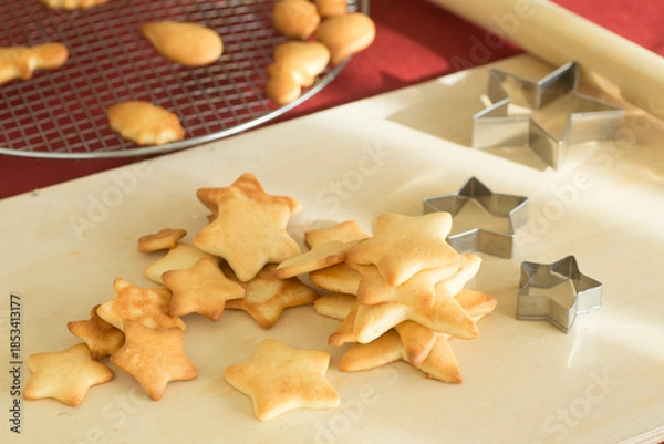 Obraz 発酵、パン、くるみ、焼き菓子、クリスマス、クッキー、ホームメイドクリスマススイーツ、手作り、クリスマスのお菓子、型抜き、冬休み、日本のクリスマス、ホームメイドクッキー