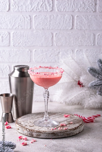 Obraz Christmas drink pink peppermint martini