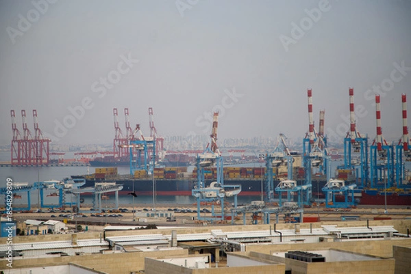 Obraz cranes in port