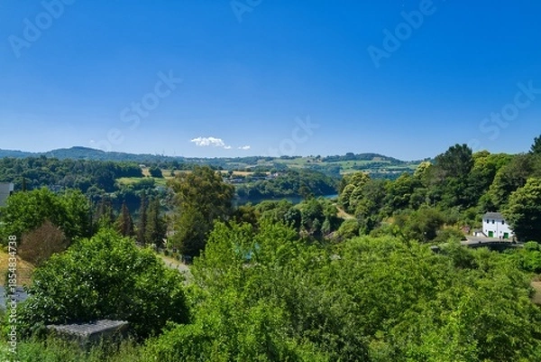 Obraz 경관, sky, 네이처, 경치, 강, 파노라마, 도시, 마운튼, 여름, 구름, green, 고개, 동네, 에우로파, 여행, 나무, 건축, 계곡, 관광, 바다, h2o