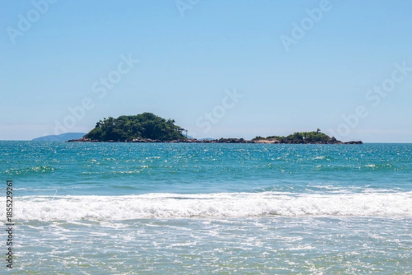 Obraz Praia Palmas do Arvoredo cidade de Governador Celso Ramos Santa Catarina Brasil região da Grande Florianopolis