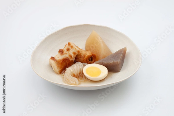 Fototapeta おでんの盛合わせ 白背景