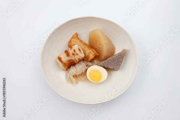 Fototapeta おでんの盛合わせ 白背景