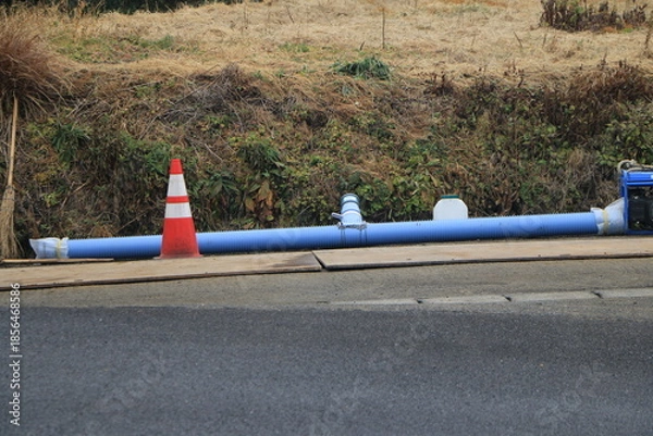 Fototapeta 工事資材の塩ビ管のある現場
