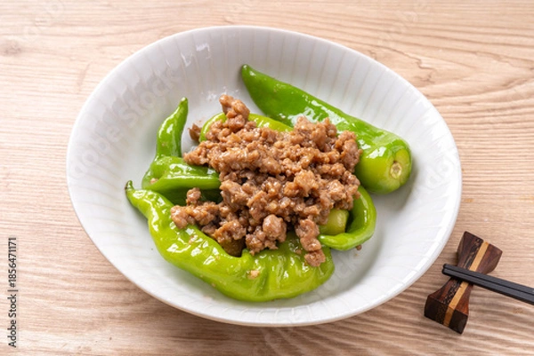 Obraz 万願寺とうがらしのそぼろ餡かけ