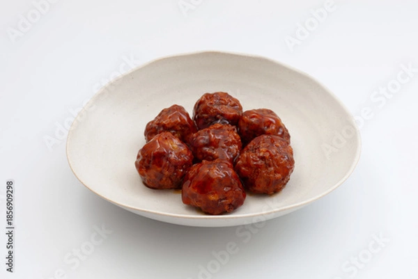 Fototapeta 肉団子の甘酢あんかけ 白背景