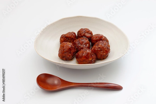 Fototapeta 肉団子の甘酢あんかけ 白背景