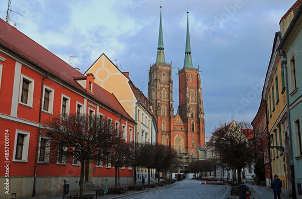 Fototapeta Cathedral street - St John the Baptist Cathedral - Wroclaw, Poland