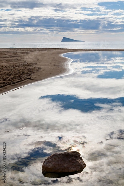 Obraz Cloud Reflection and Lone Rock on Benidorm Beach