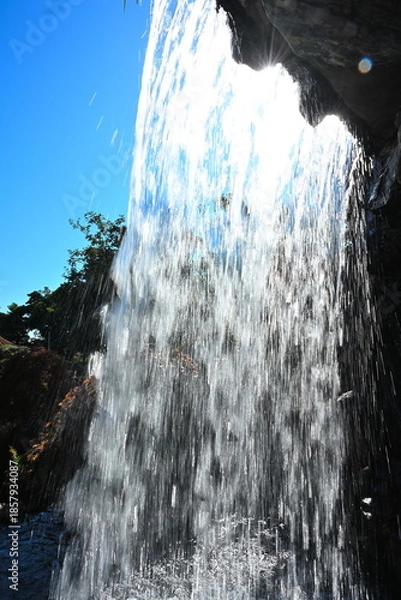 Obraz 飛び散る滝の水しぶき