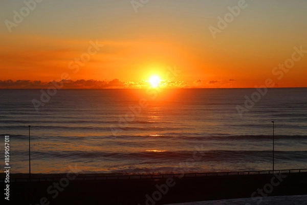 Obraz 日の出・朝日・日立駅（茨城県・日立市）