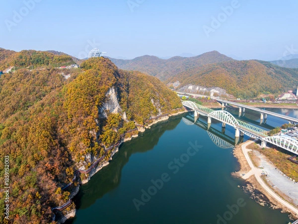 Obraz 충북 단양군 잔도와 만천하스카이워크의 가을 풍경