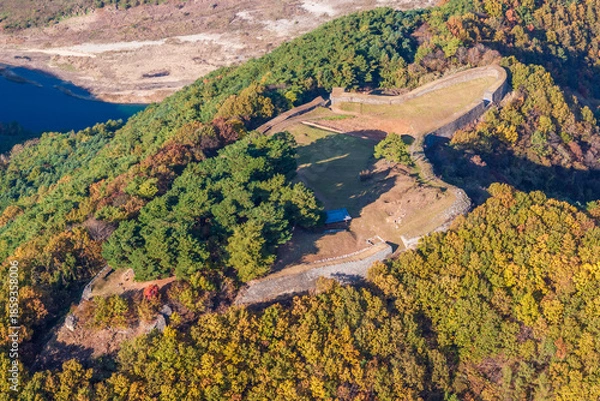 Obraz 충북 단양군 온달산성의 가을 풍경