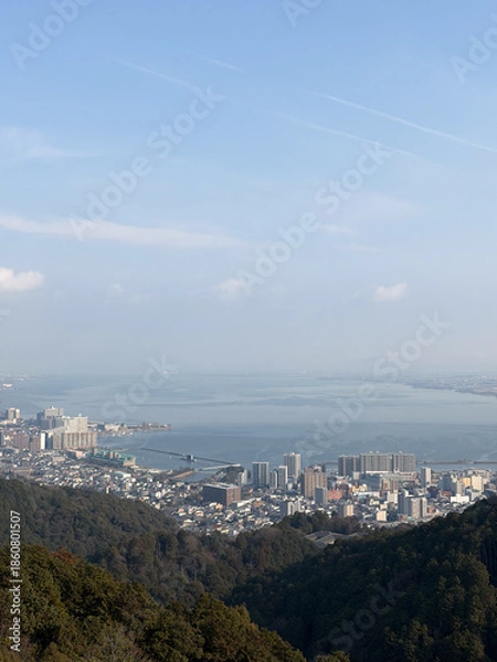 Fototapeta 逢坂山から見える大津市街と琵琶湖