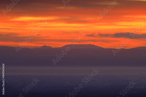 Fototapeta 岩手県奥州市　夜明けの風景