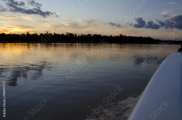 Fototapeta costa de rio