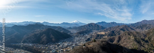 Obraz 冬の富士山と大月のパノラマ風景