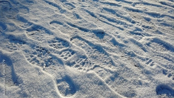 Fototapeta Fußspuren im Schnee