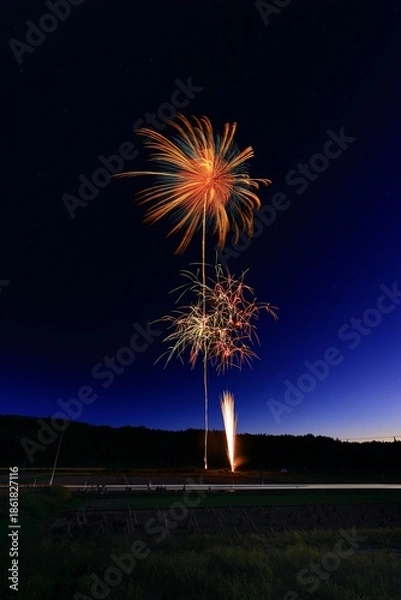 Fototapeta 夏祭りと花火大会