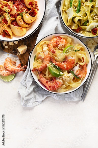 Obraz Assortment of Italian pastas. Lunch or dinner concept.