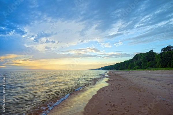 Obraz Evening Light on a Quiet Lakeshore