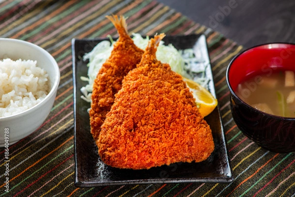 Obraz 皿に乗ったアジフライ