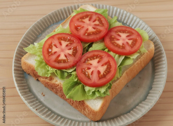 Fototapeta トマトとレタスのオープンサンド
