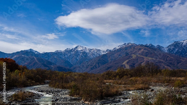 Obraz 五竜岳と雲　北アルプス　長野県白馬村