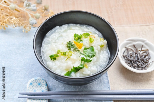 Obraz 黒い器に入った七草粥