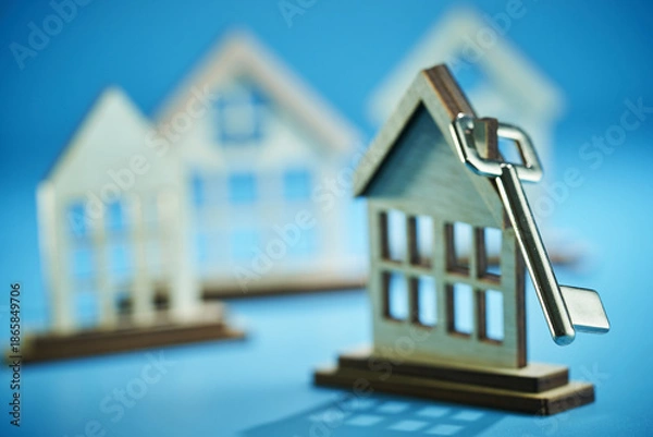 Obraz model house  with silver house key.