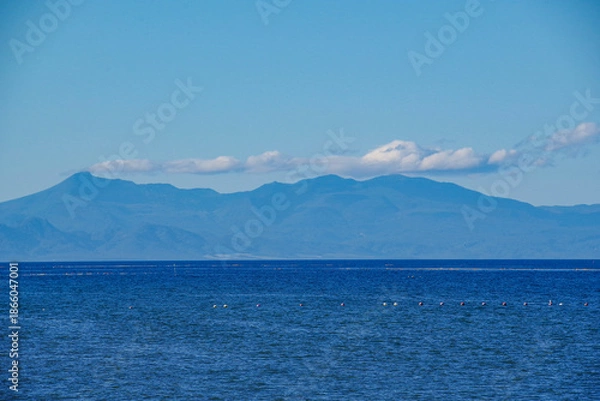 Obraz 野付半島から見る知床半島の山々