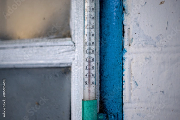 Obraz Mercury thermometer shows 17 degrees below zero
