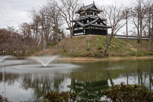 Obraz 噴水のある堀と日本の城
