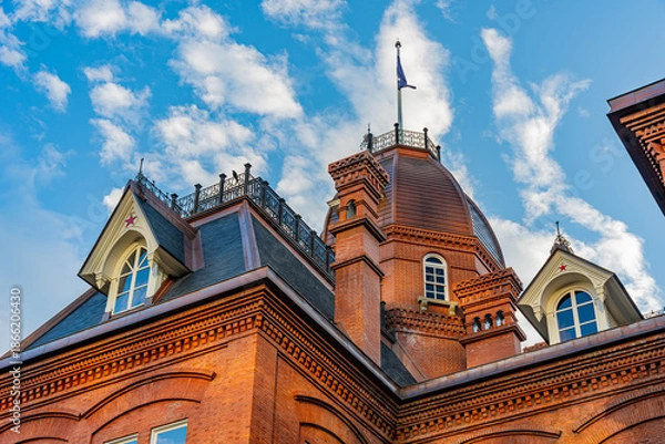 Obraz 北海道　青空と札幌の赤れんが庁舎