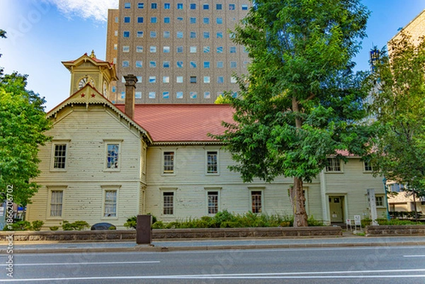 Obraz 北海道　青空と札幌の札幌時計台
