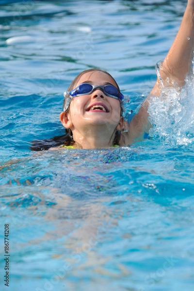Obraz Backstroke With a Smile on