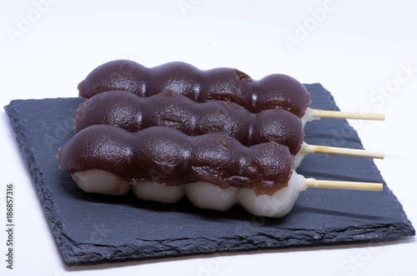 Obraz こしあんののった団子