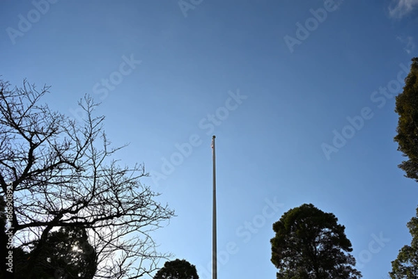 Obraz 晴れの空と日本国旗