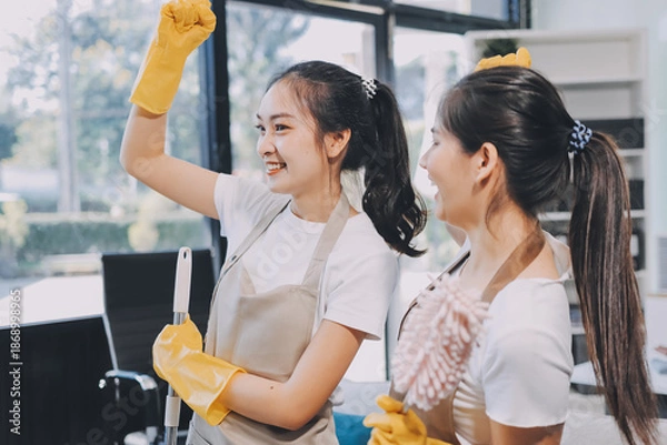 Obraz Cleaners clean empty office spaces