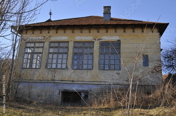 Obraz old abandoned building