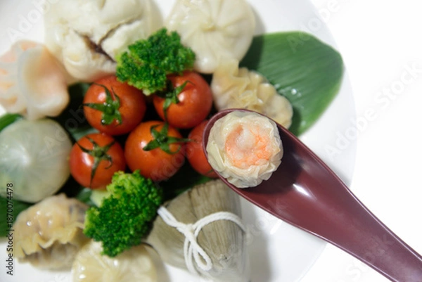 Obraz 飲茶とミニトマトを盛り付け俯瞰