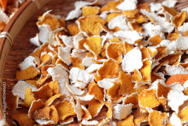 Obraz みかんの皮を干している様子の写真　陳皮