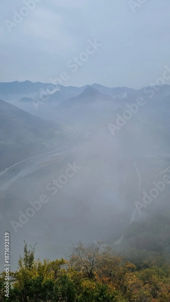 Obraz 안개 가득한 동강 풍경