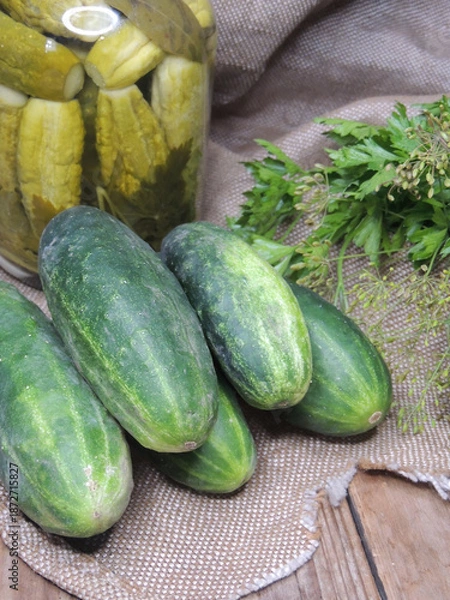 Obraz cucumbers in a basket