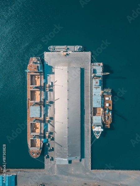 Fototapeta drone view of a 3 ships in the port