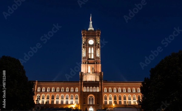 Fototapeta The Rotes Rathaus in Berlin, Germay, illuminated at sunset